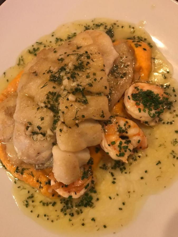Ashes Seafood Restaurant * Dingle
